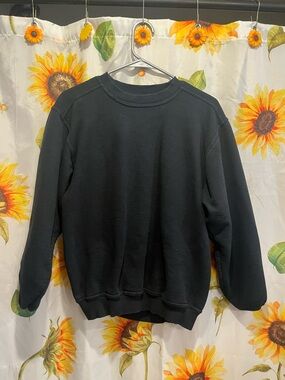 Men's Black Crewneck Sweatshirt